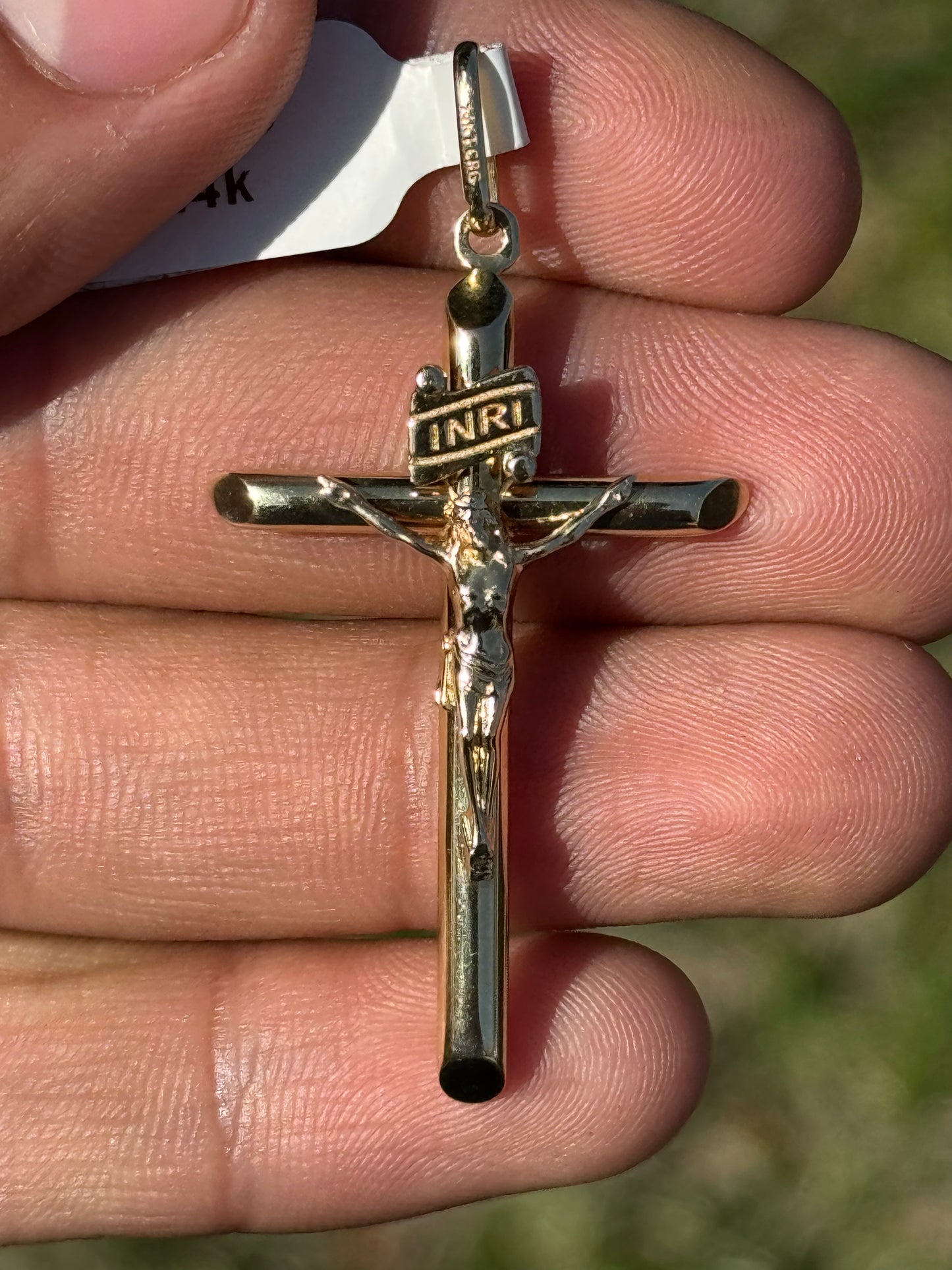 Hollow Pendant Semi In 14K Yellow Golds