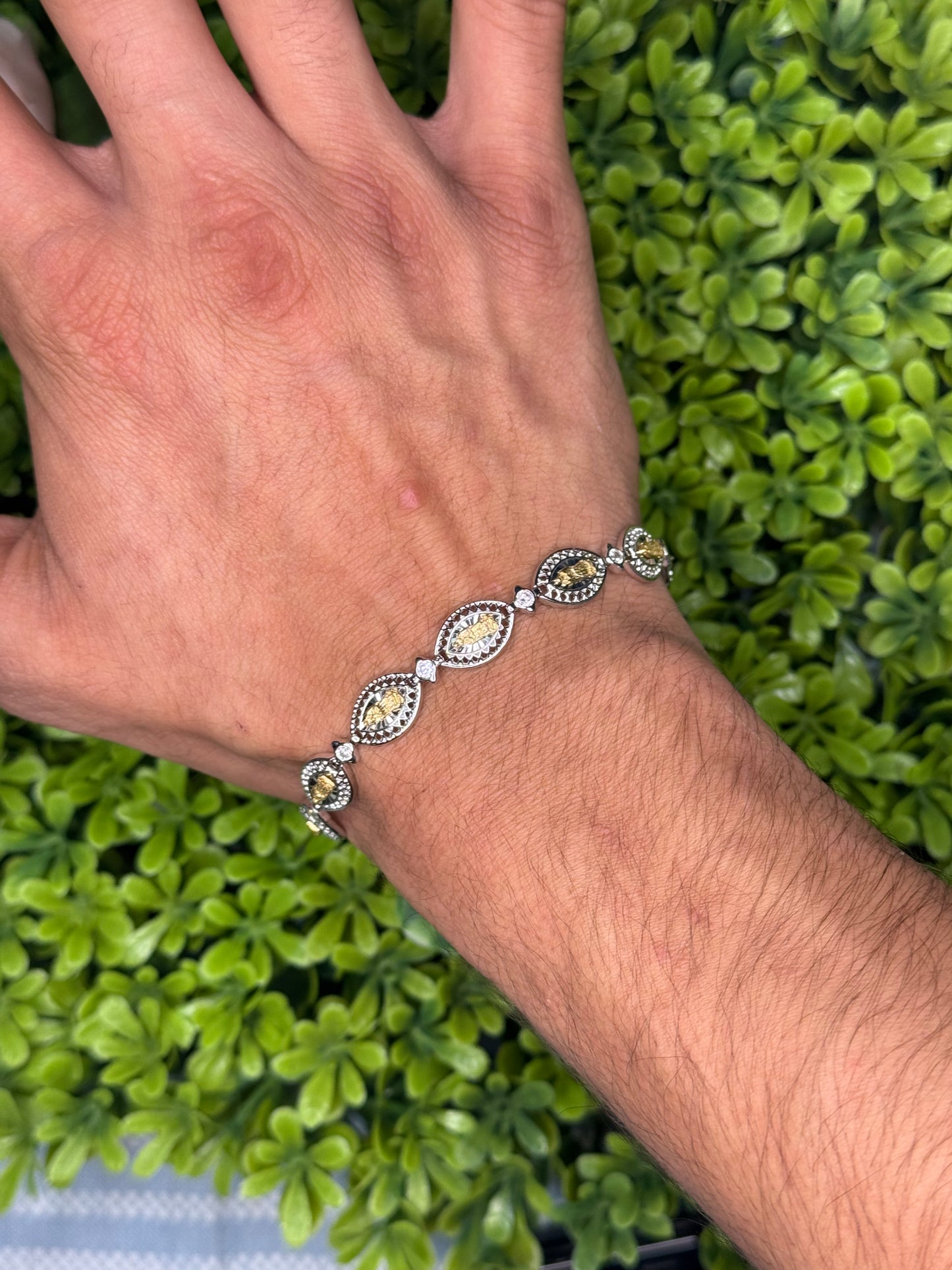 925 Sterling Silver 2 Toned 8mm Oval Mary Link Tennis Bracelet