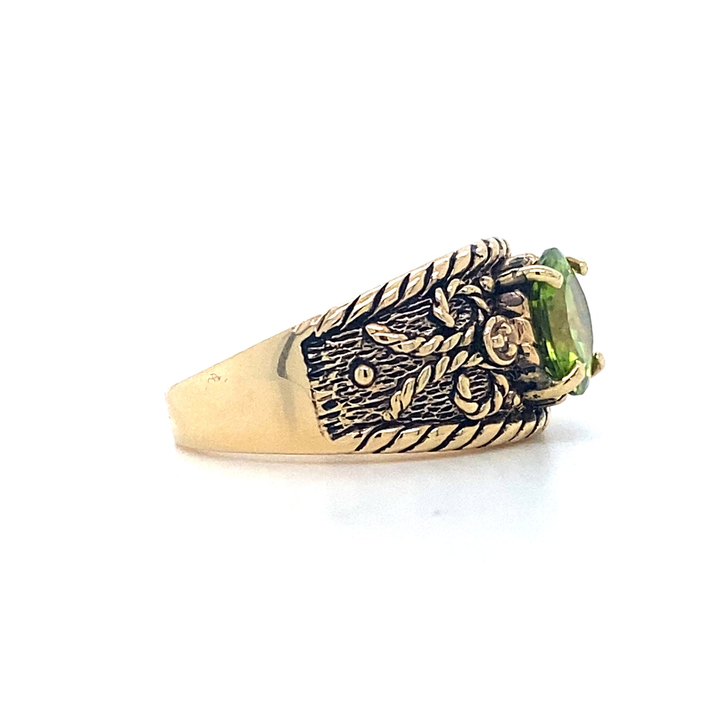 Green Peridot Ring in 14K Yellow Gold – August Birthstone