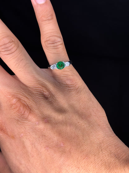 14K White Gold Emerald Ring