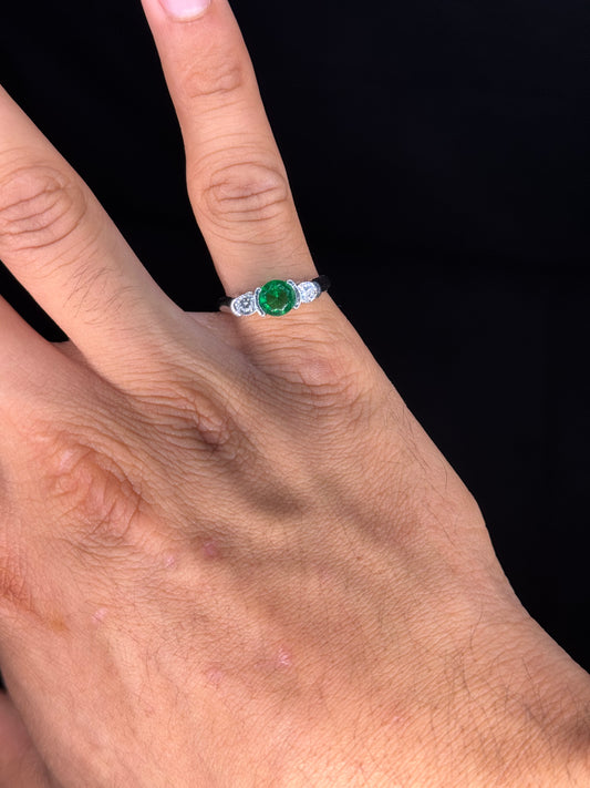 14K White Gold Emerald Ring